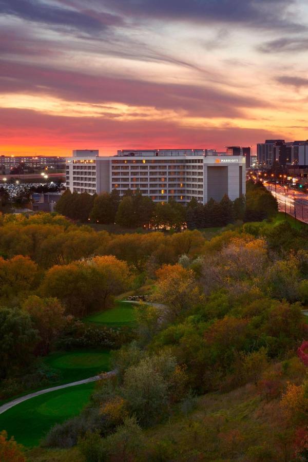 Toronto Airport Marriott Hotel Exterior photo