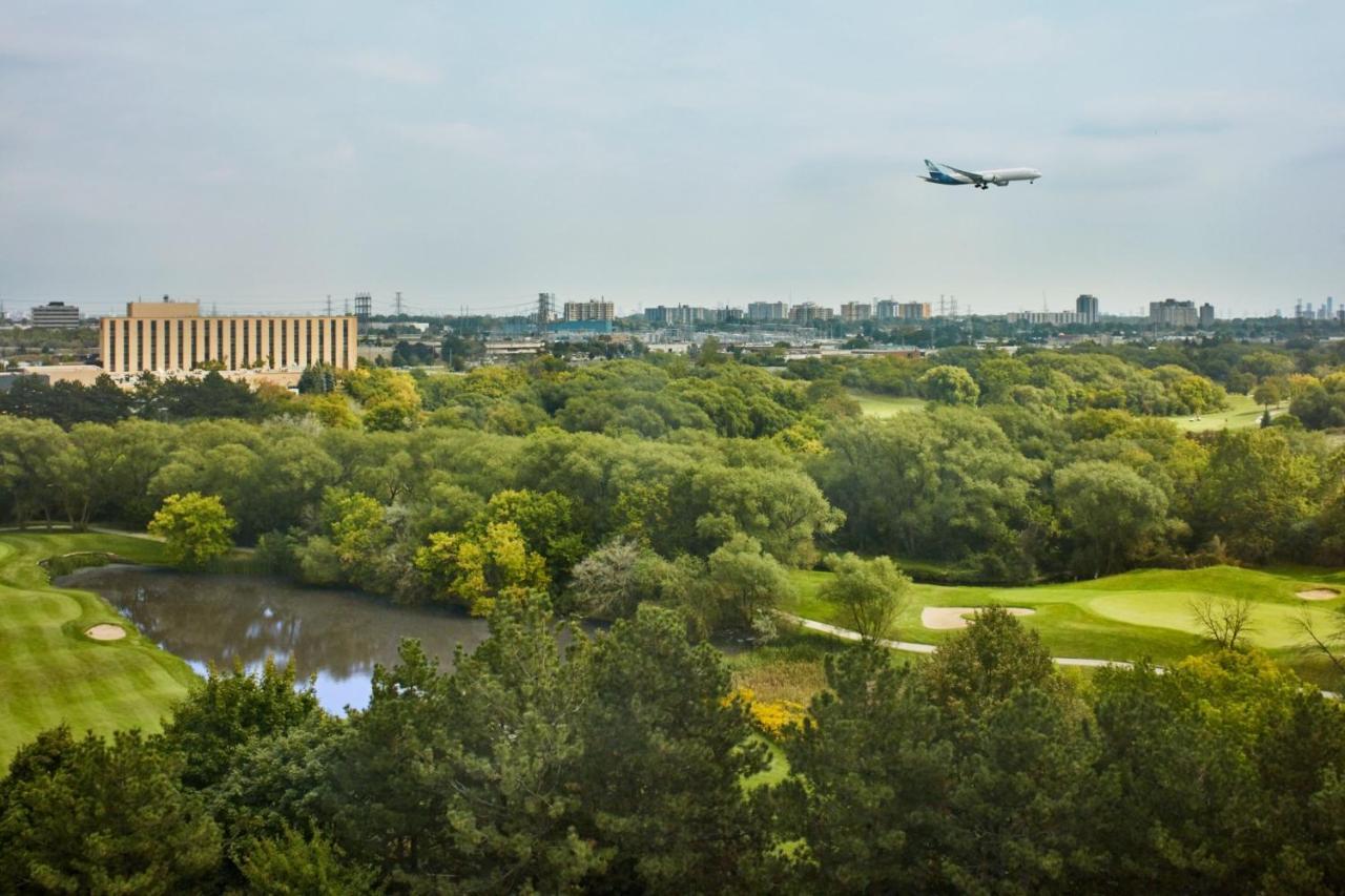 Toronto Airport Marriott Hotel Exterior photo