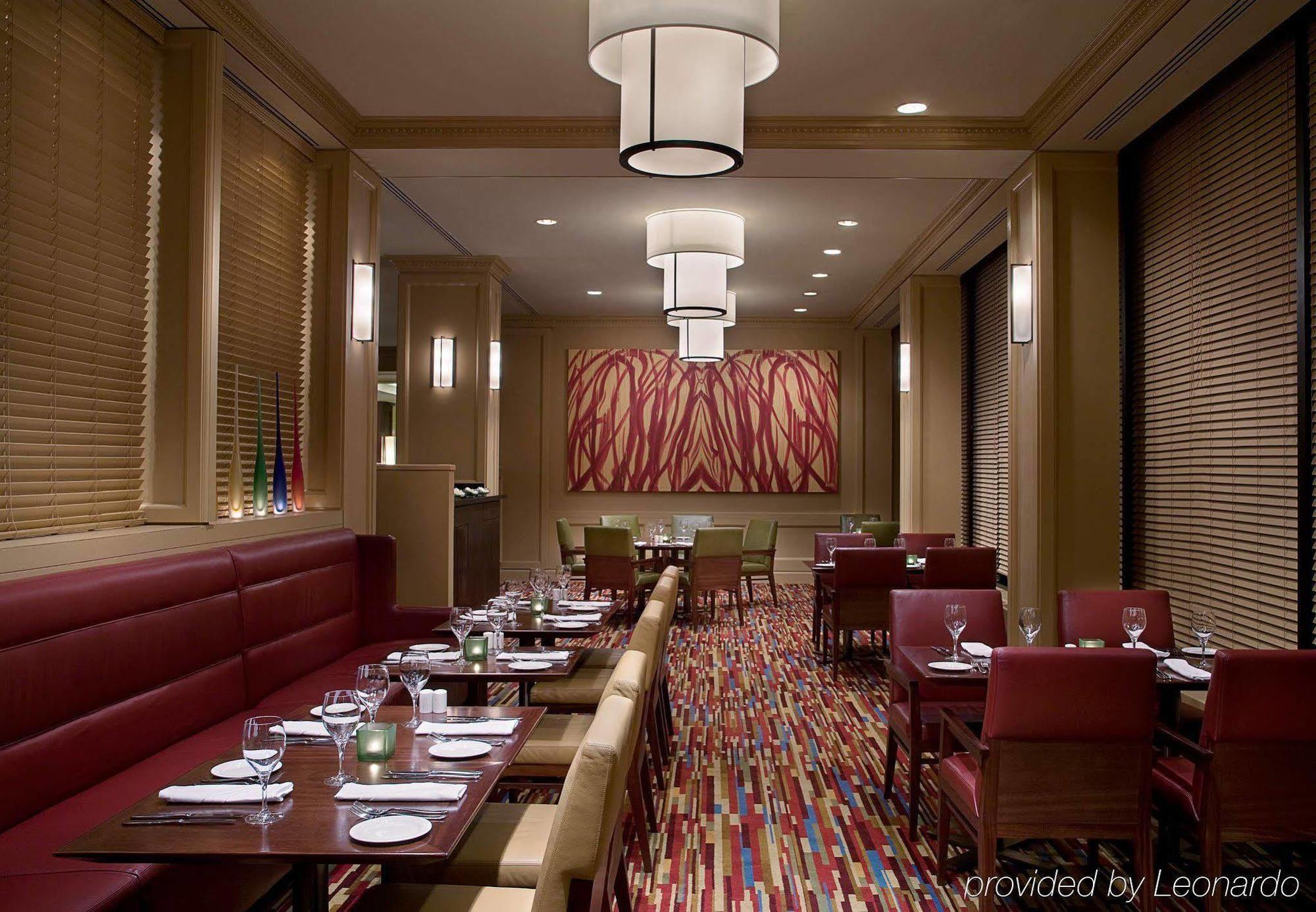 Toronto Airport Marriott Hotel Restaurant photo