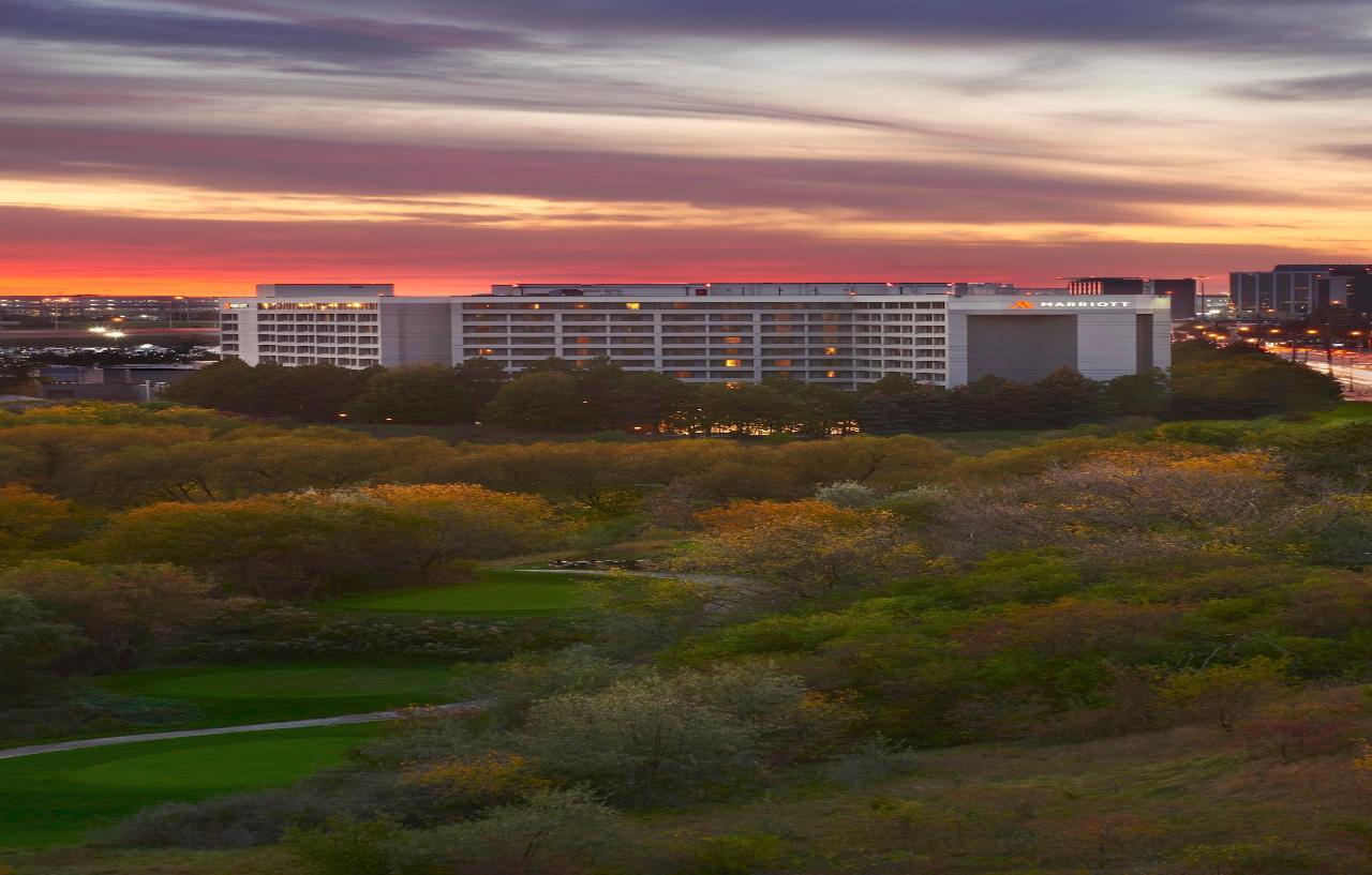 Toronto Airport Marriott Hotel Exterior photo